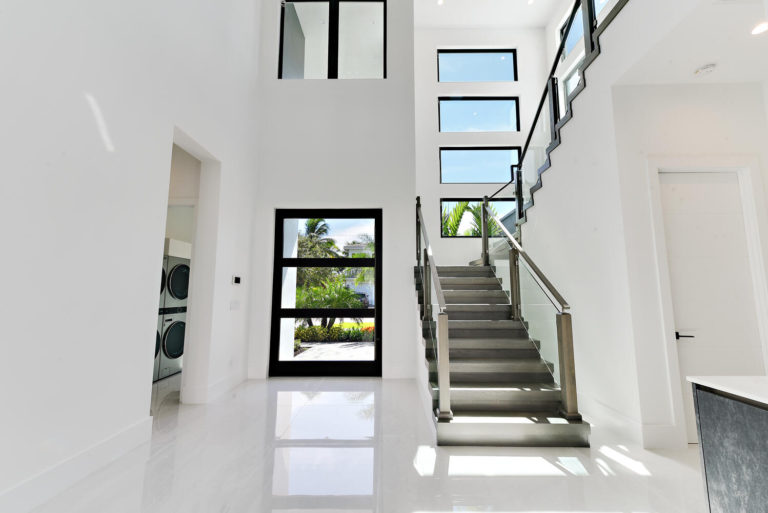 Bold Sleek Modern Residence