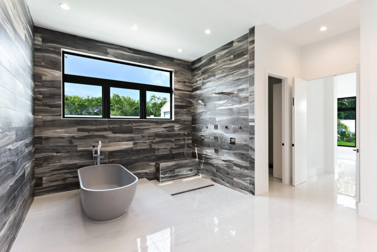 Bold Sleek Modern Residence