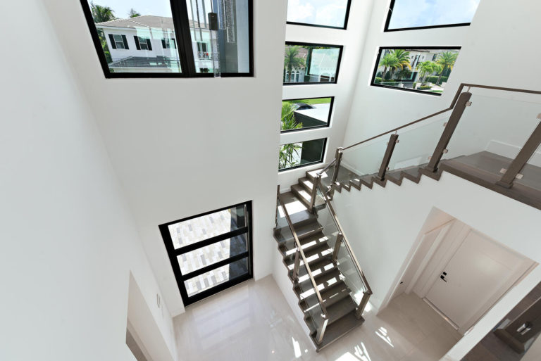 Bold Sleek Modern Residence