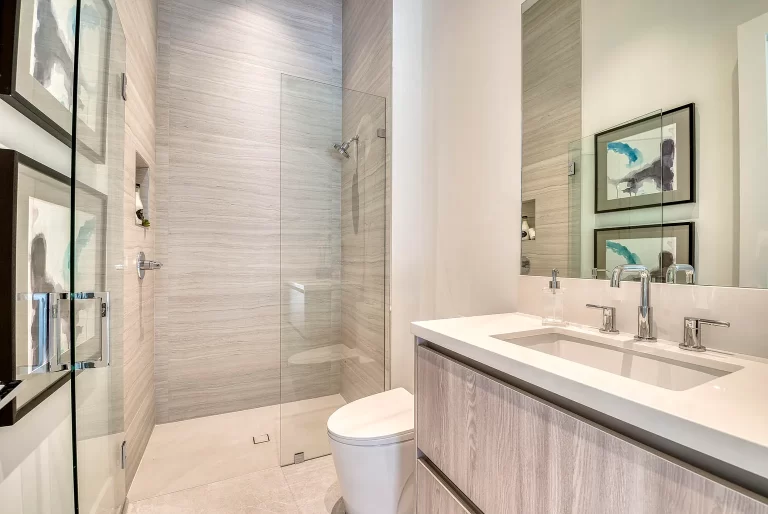 4868f62219a28bf029bc137d9b07cd15-uncropped_scaled_within_1536_1152