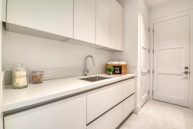 9c9399e8d8f6abec9e68276caea7895d-uncropped_scaled_within_1536_1152