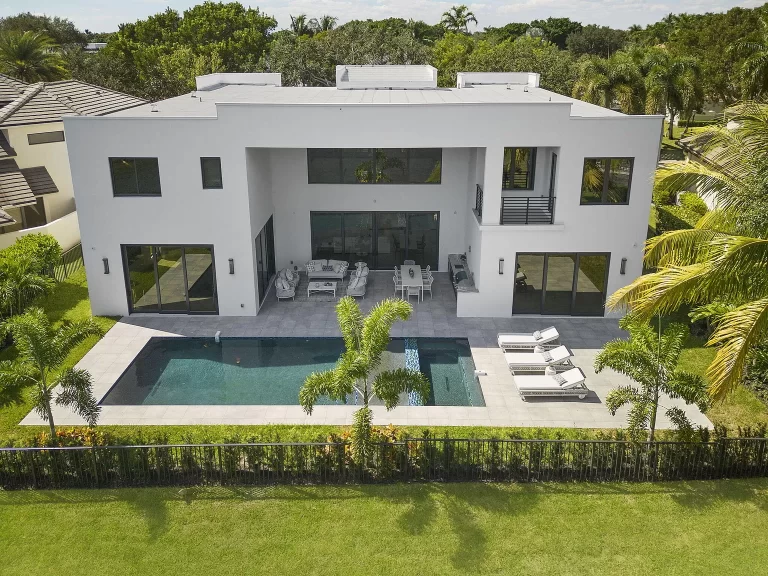 47c5fdb9fe62ebd5698e3de77ab72a4f-uncropped_scaled_within_1536_1152