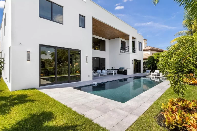 c7fbddaf778f2bf6bd2b24bc1087ccb6-uncropped_scaled_within_1536_1152