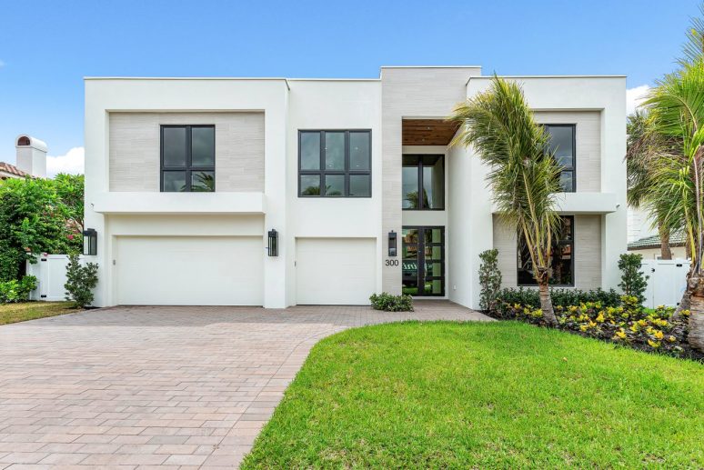 002-300NortheastSpanishTrail-BocaRaton-FL-33432-SMALL
