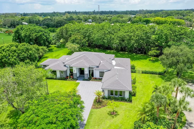 3a4bf928654673d5745c081d1f617078-uncropped_scaled_within_1536_1152