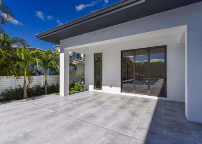 618-SE-4th-St-Delray-Beach-FL-large-009-008-618-SE-Fourth-St-Jared-Niles-9-1499x1000-72dpi-899x600