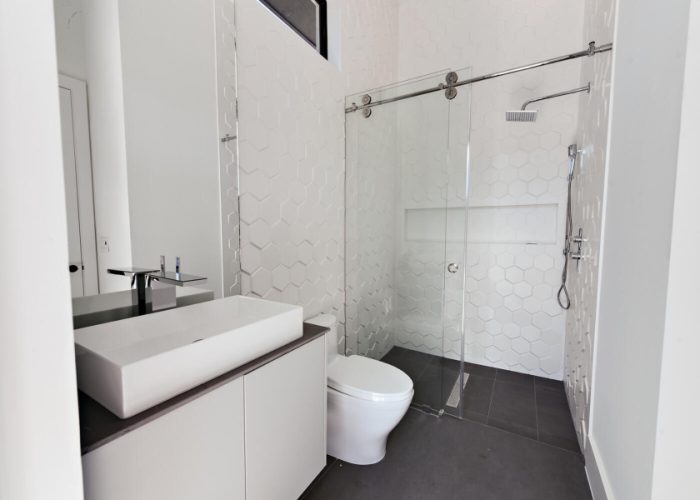 618-SE-4th-St-Delray-Beach-FL-large-014-015-618-SE-Fourth-St-Jared-Niles-2-1498x1000-72dpi-899x600