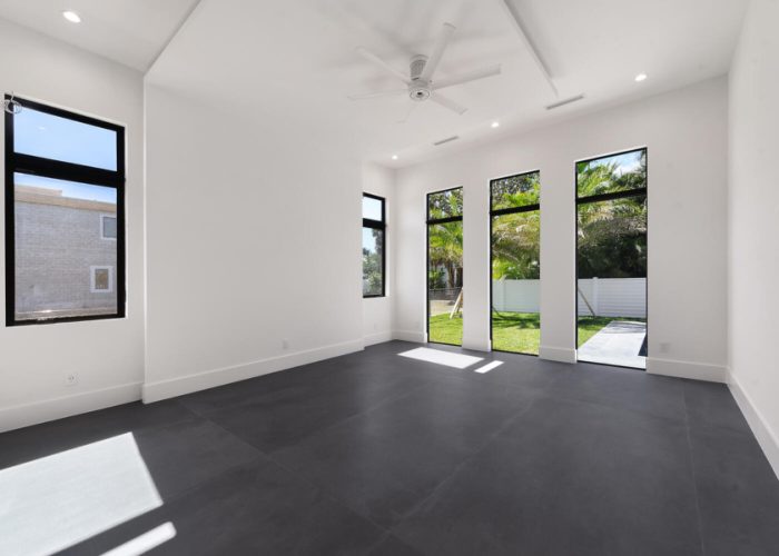 618-SE-4th-St-Delray-Beach-FL-large-024-024-618-SE-Fourth-St-Jared-Niles-1498x1000-72dpi-899x600