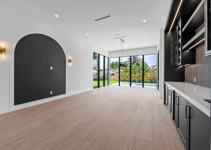 6298 NE 7th Ave Boca Raton FL-large-010-035-6298 NE Seventh Ave Collin-1499x1000-72dpi