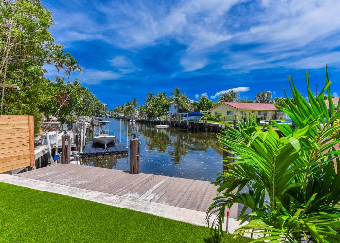 6298 NE 7th Ave Boca Raton FL-large-058-002-6298 NE Seventh Ave Collin-1498x1000-72dpi