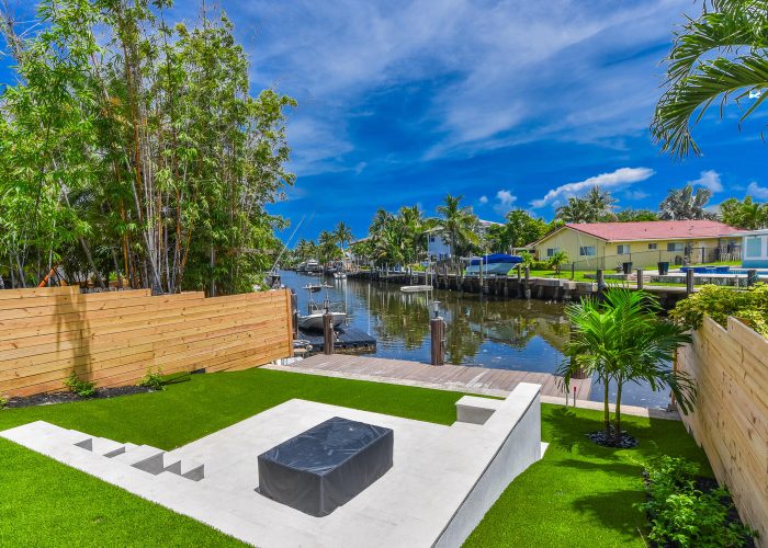 6298 NE 7th Ave Boca Raton FL-large-061-003-6298 NE Seventh Ave Collin-1498x1000-72dpi