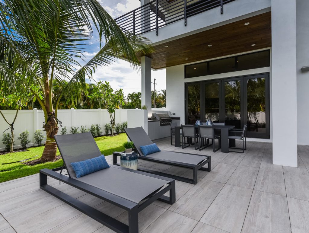 801-NE-8th-Ave-Delray-Beach-FL-large-004-008-801-NE-8th-Ave-Jared-Niles-4-1499x1000-72dpi