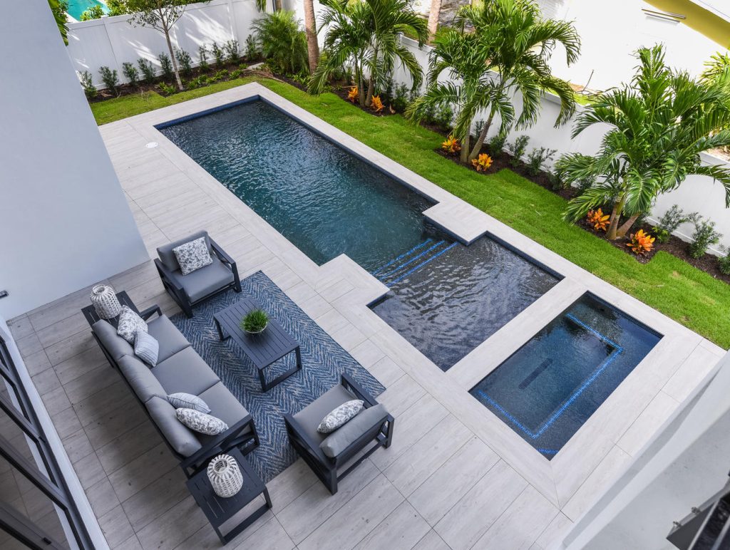 801-NE-8th-Ave-Delray-Beach-FL-large-013-013-801-NE-8th-Ave-Jared-Niles-13-1499x1000-72dpi